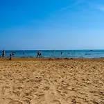 Апартаменти Getaway One Bedroom Flat With Ac Бібіоне