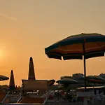아파트 Getaway One Bedroom Flat With Ac *