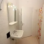 Getaway One Bedroom Flat With Ac 아파트 *