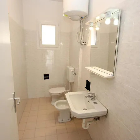 Getaway One Bedroom Flat With Ac