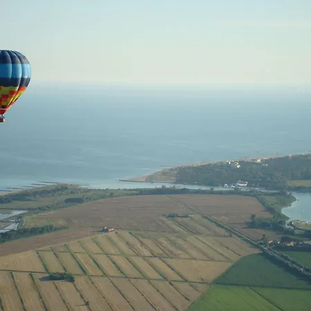 Getaway One Bedroom Flat With Ac Апартаменти